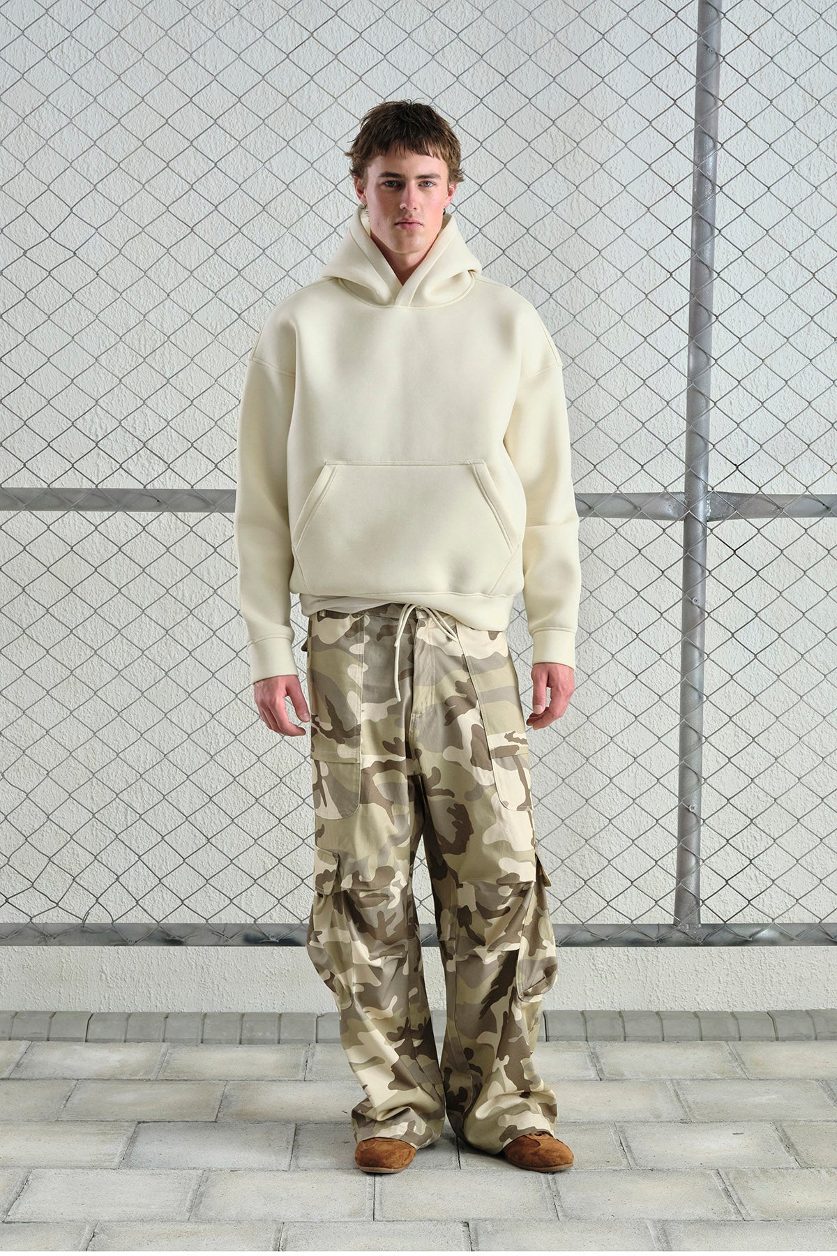 OVERSIZE KAPÜŞONLU SCUBA BEJ SWEATSHIRT
