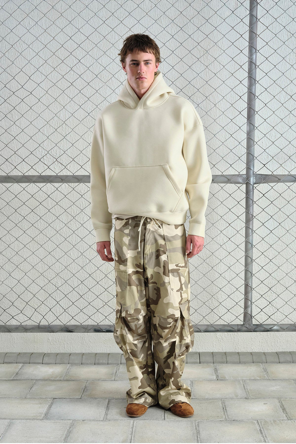 OVERSIZE KAPÜŞONLU SCUBA BEJ SWEATSHIRT
