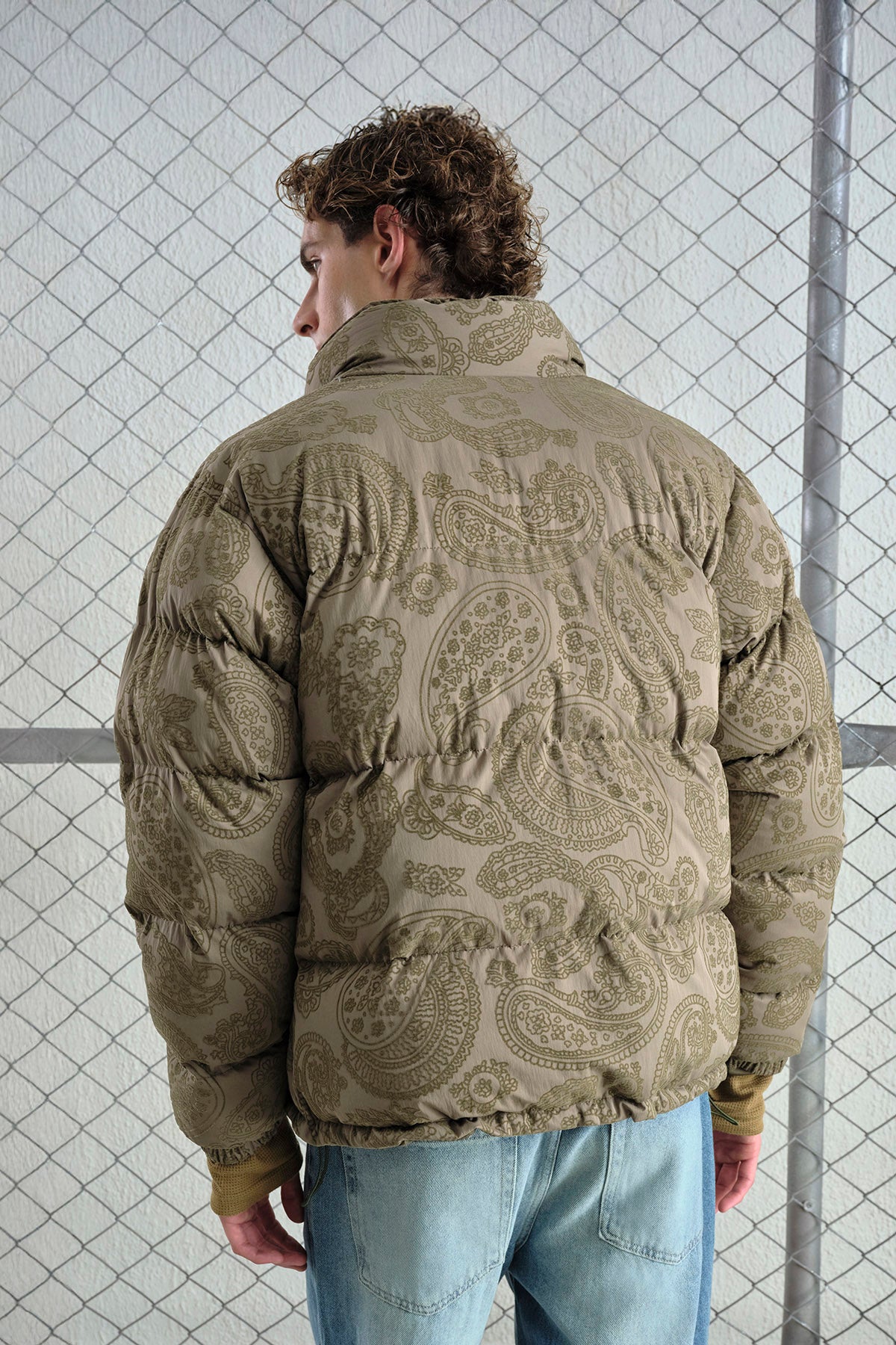 FLOK DESENLİ ŞİŞME HAKİ MONT