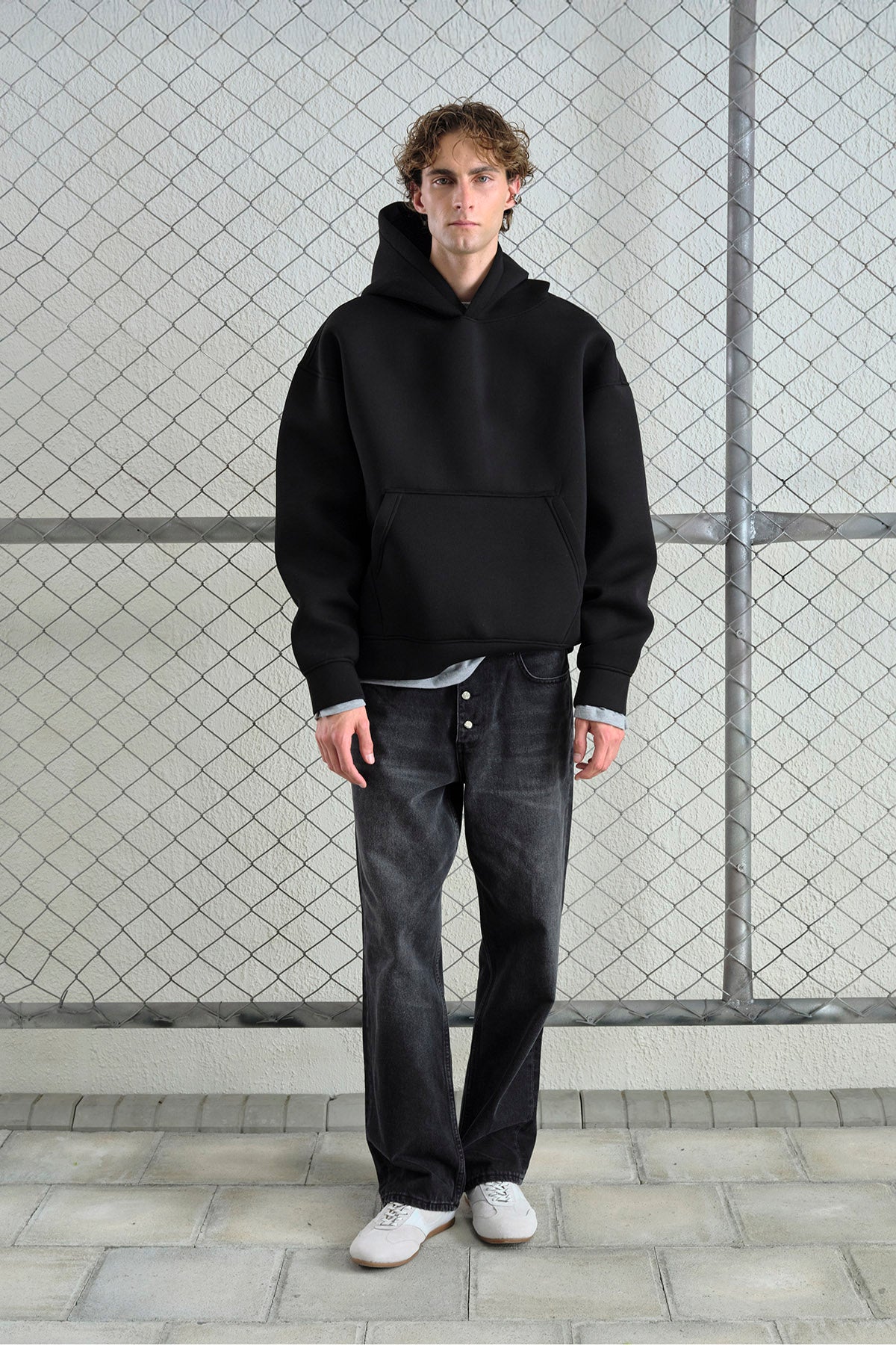 OVERSIZE KAPÜŞONLU SCUBA SİYAH SWEATSHIRT