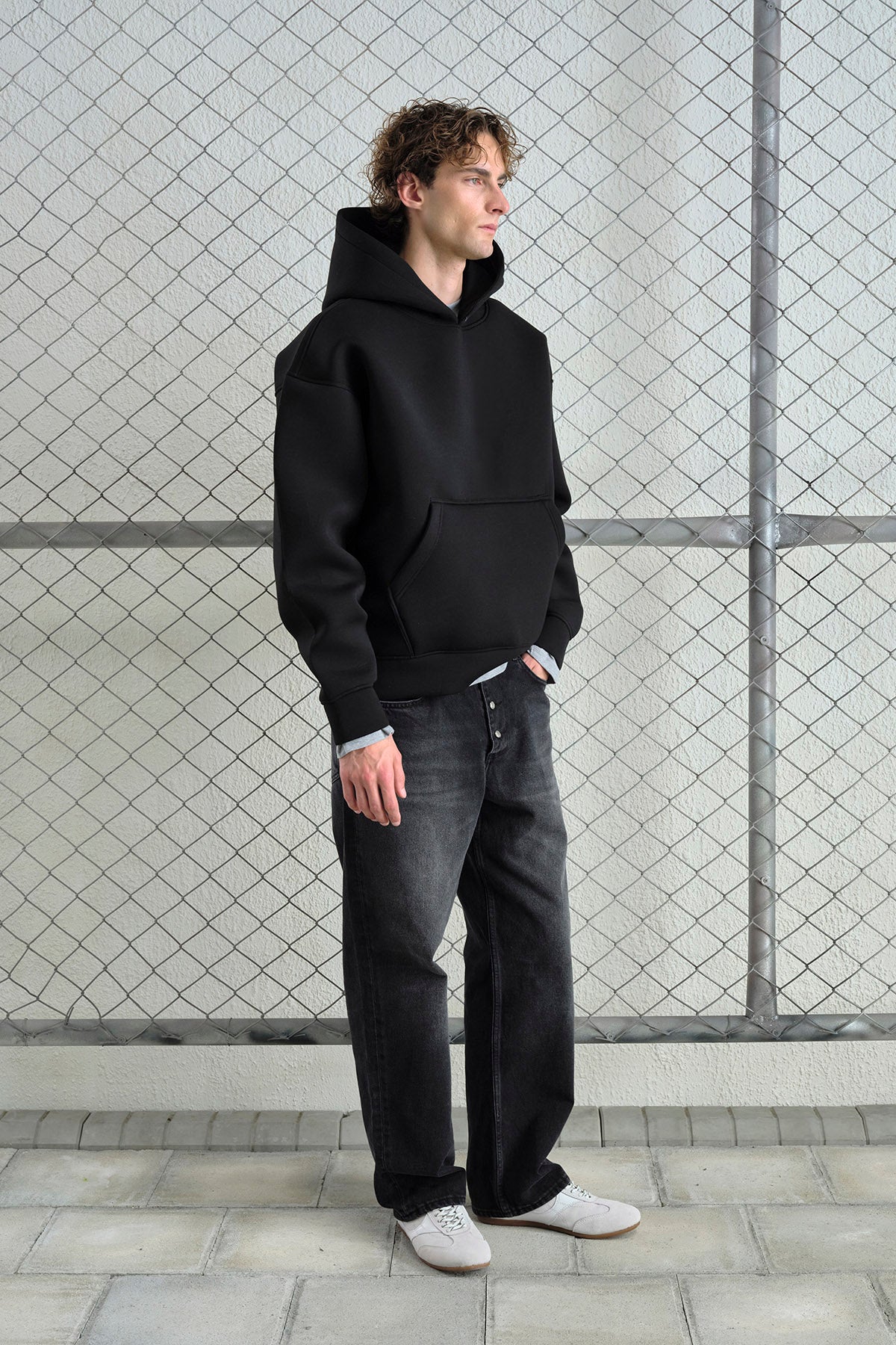 OVERSIZE KAPÜŞONLU SCUBA SİYAH SWEATSHIRT