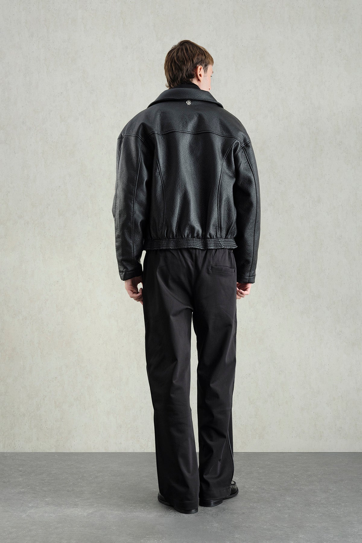 TEXTURED BLACK LEATHER JACKET - 6