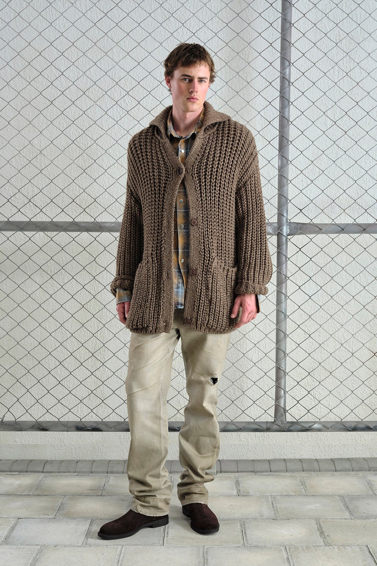 THICK KNIT OVERSIZE BROWN CARDIGAN