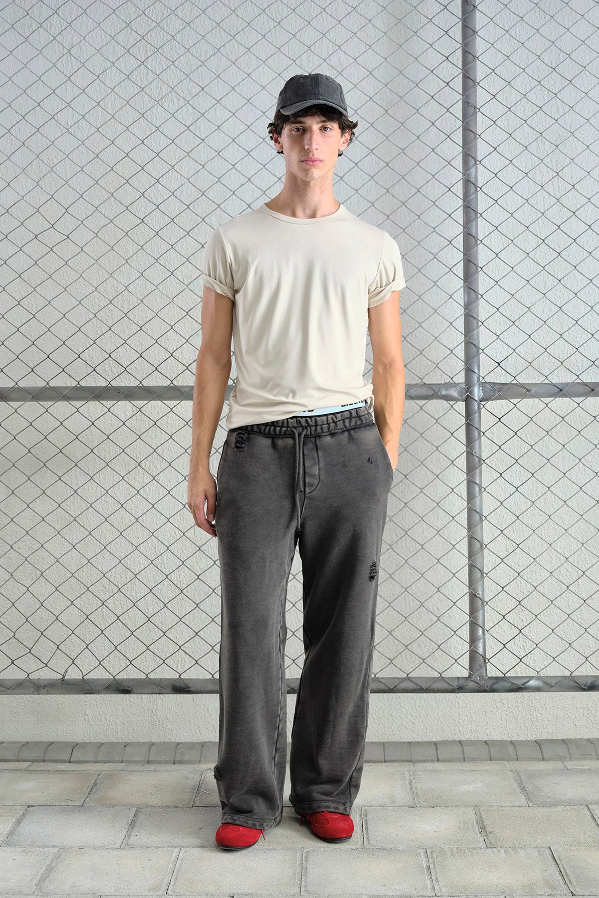 EFEKTLİ YIKAMALI JOGGER SİYAH PANTOLON