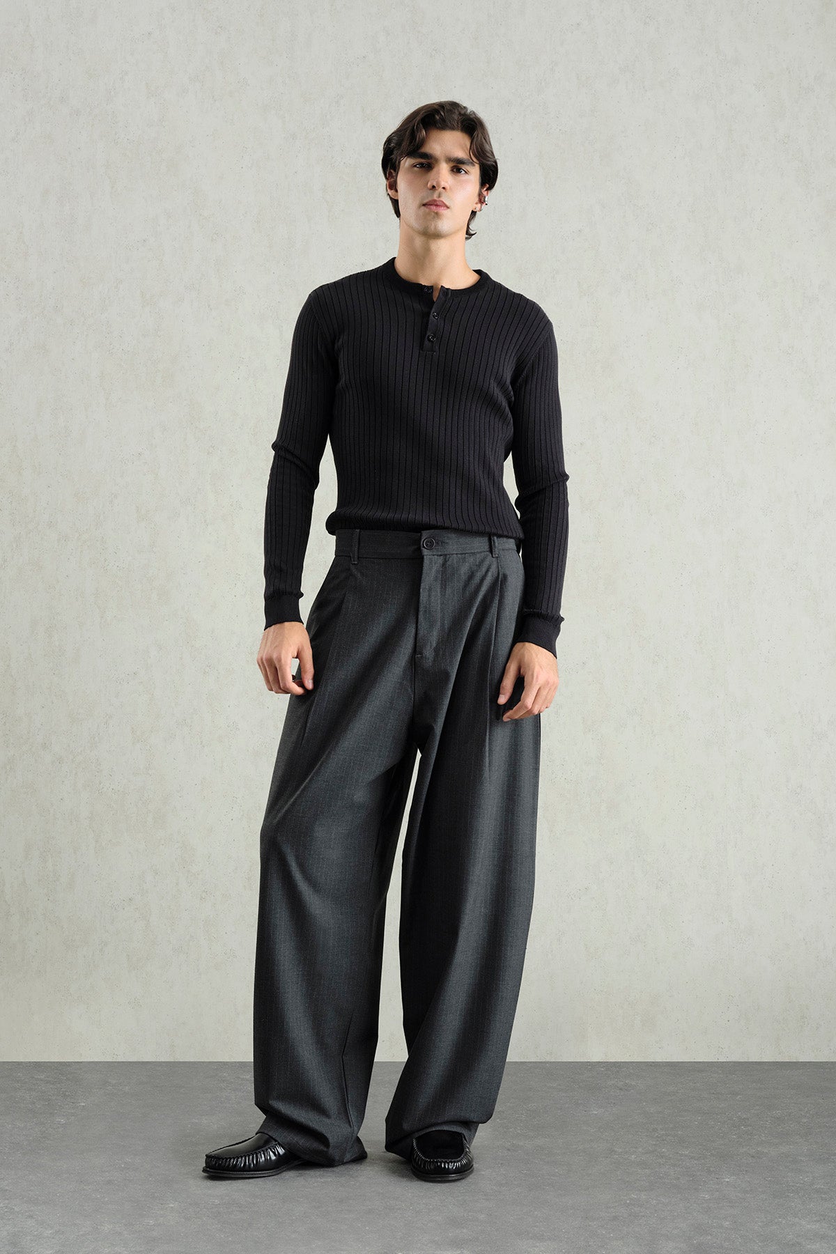 ÇİZGİLİ KLASİK ANTRASİT PANTOLON