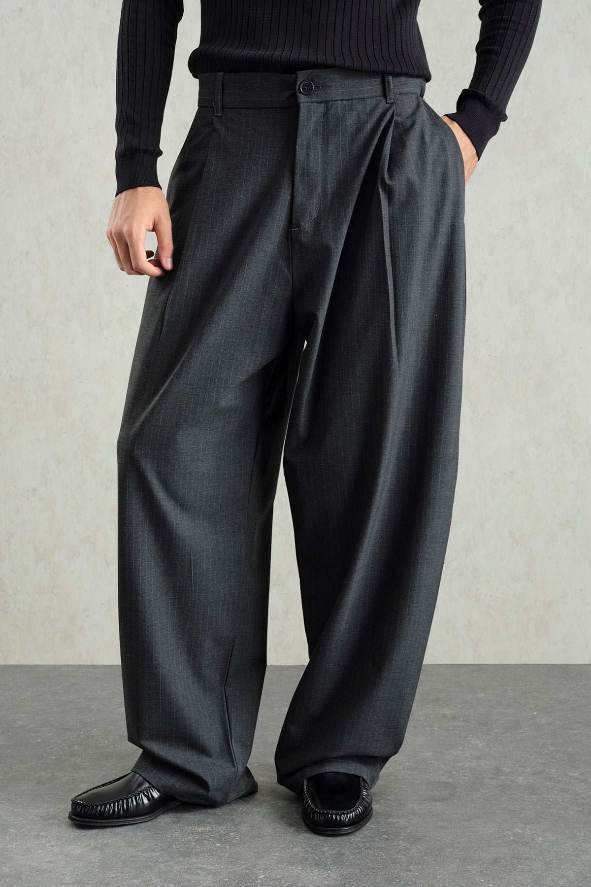 ÇİZGİLİ KLASİK ANTRASİT PANTOLON