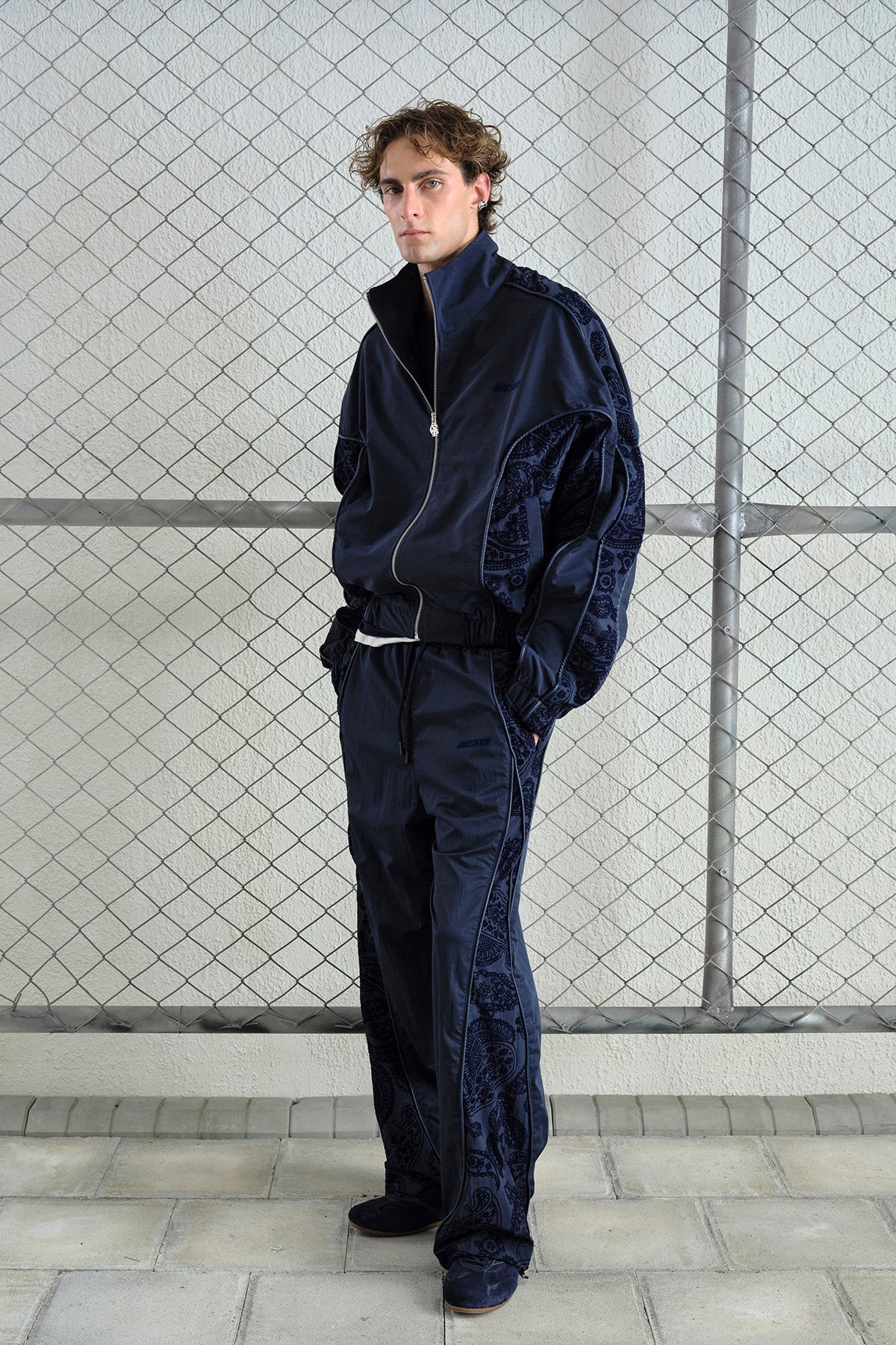 FLOK ŞAL DESENLİ TEKNİK CEKET