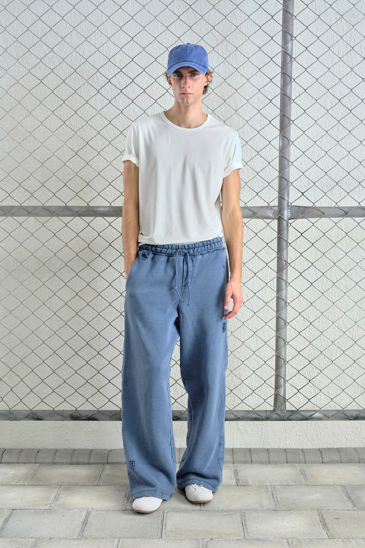 EFEKTLİ YIKAMALI JOGGER MAVİ PANTOLON