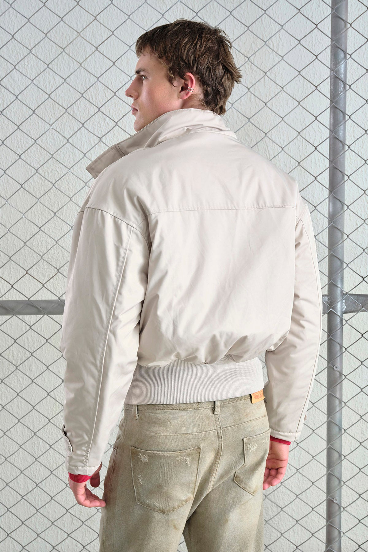 TEKNİK BEYAZ BOMBER CEKET