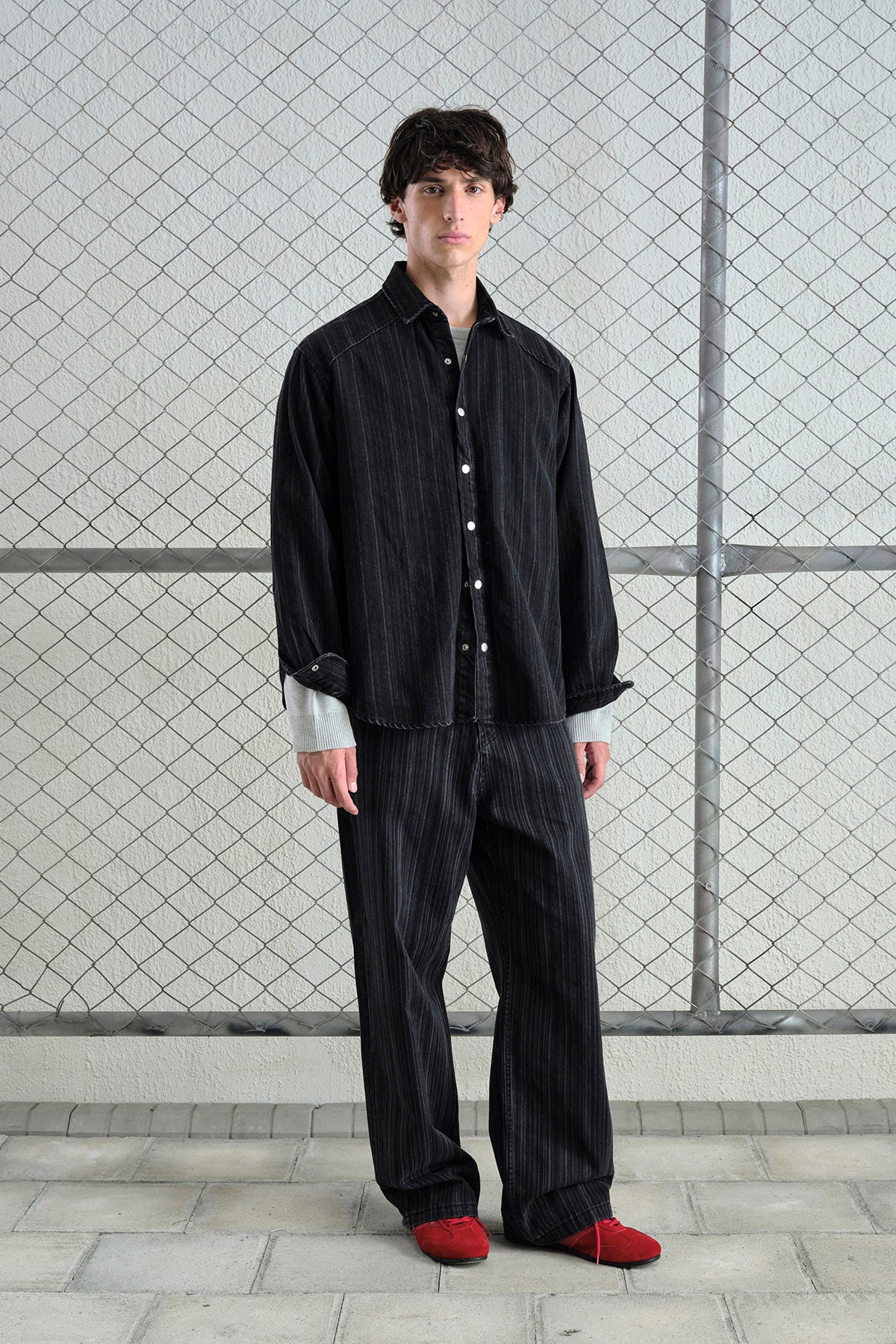 FADED STRIPED DENIM BLACK SHIRT