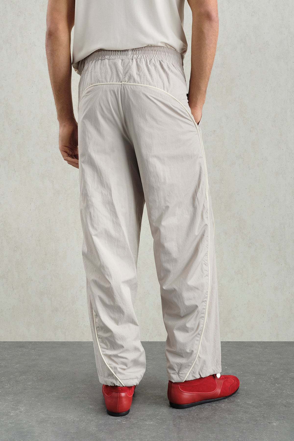 FLOK DESENLİ JOGGER BEJ PANTOLON