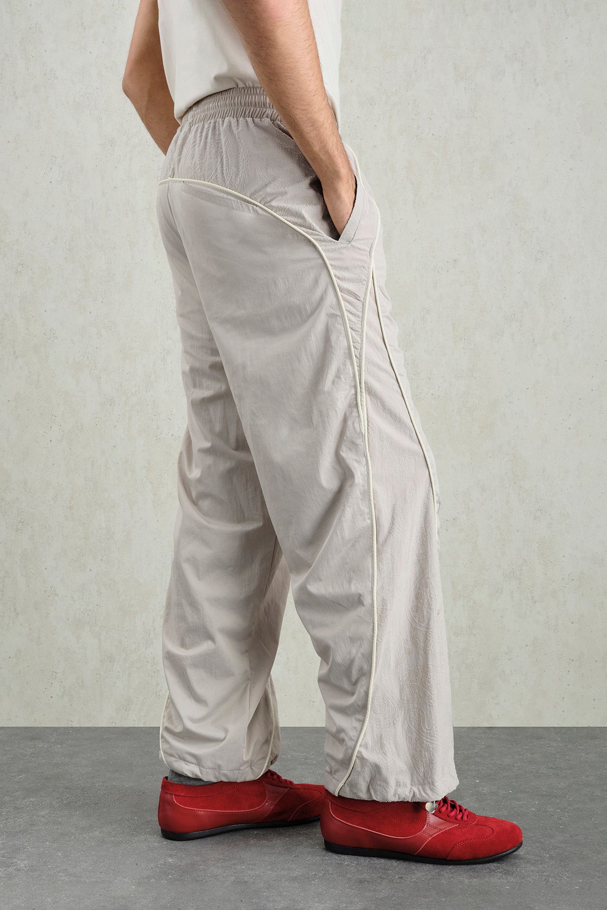 FLOK DESENLİ JOGGER BEJ PANTOLON