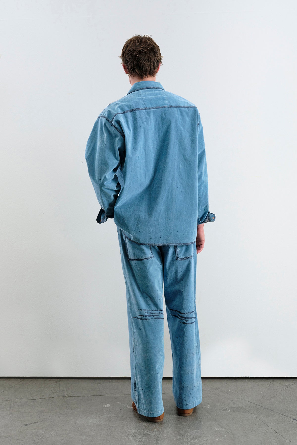 EFEKTLİ KADİFE KAPLAMA DENIM MAVİ GÖMLEK