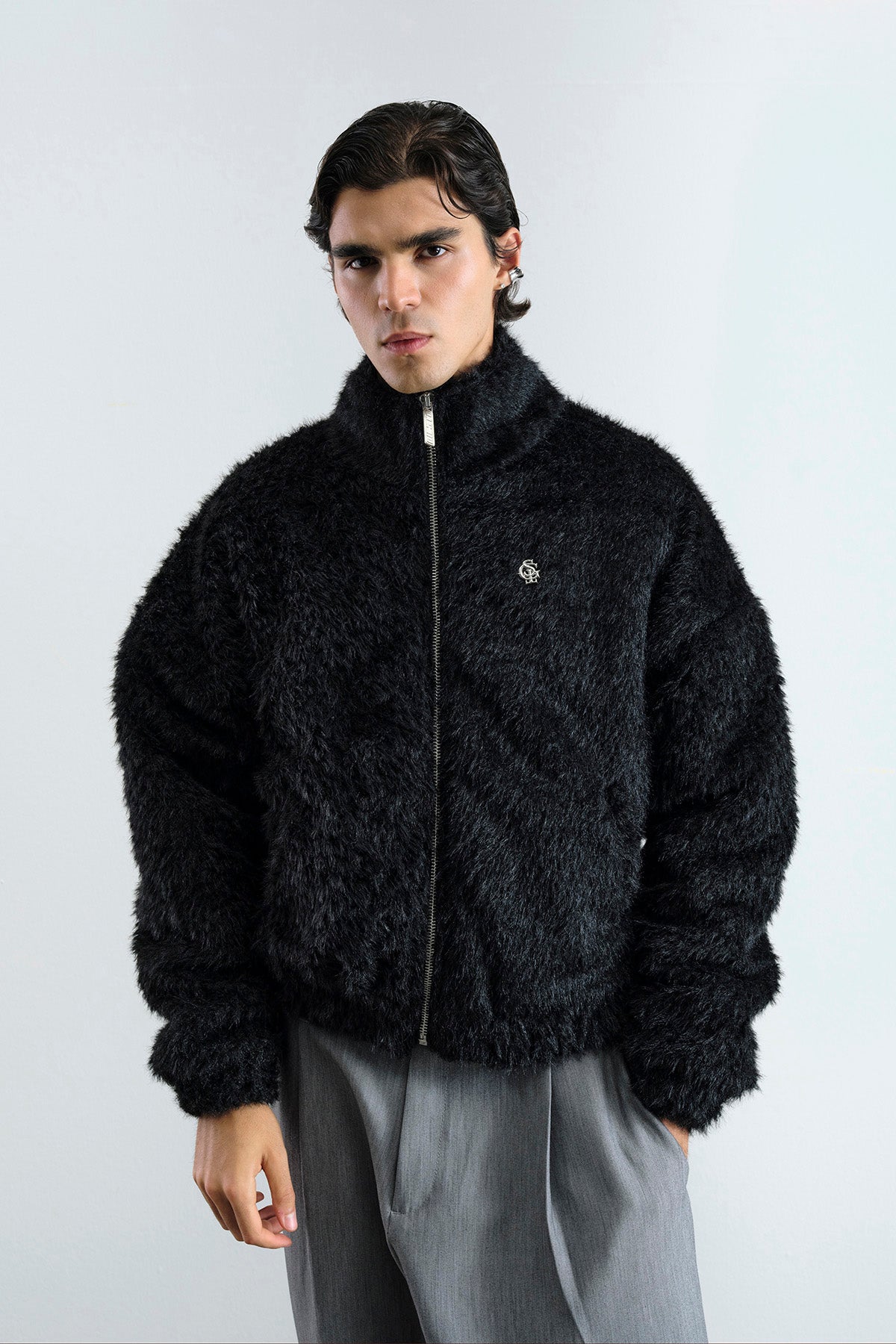 FERMUARLI SİYAH KÜRK CEKET