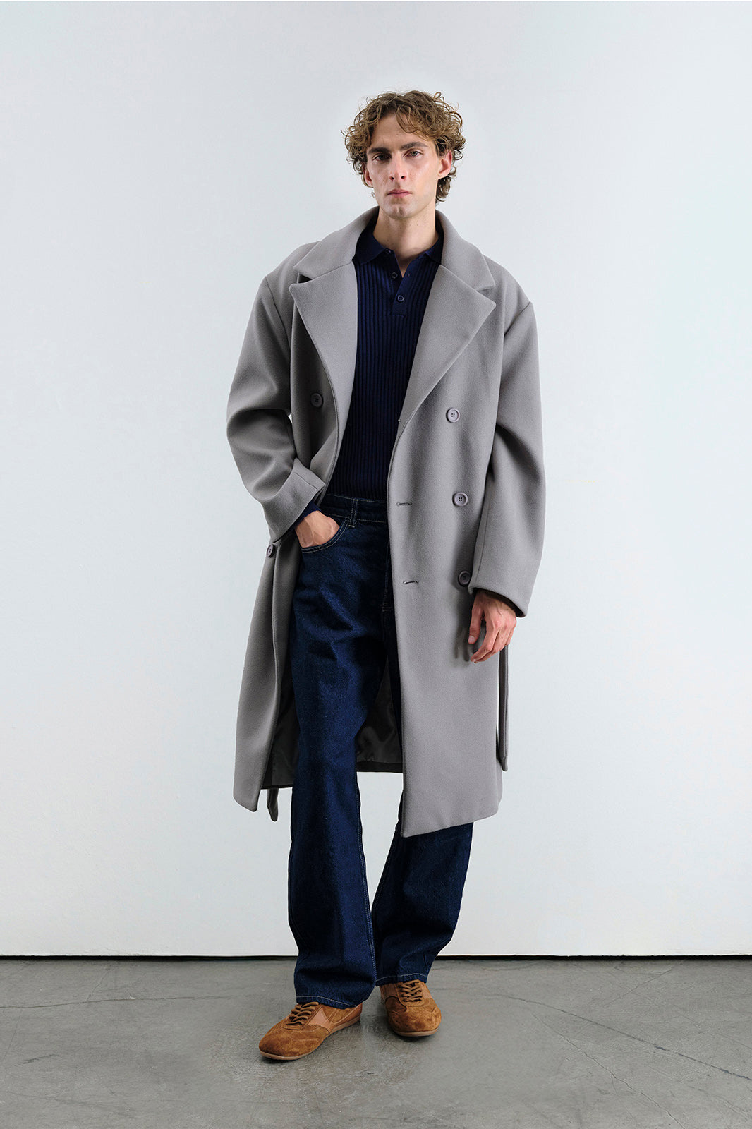 KEMERLİ KAŞE GRİ KABAN