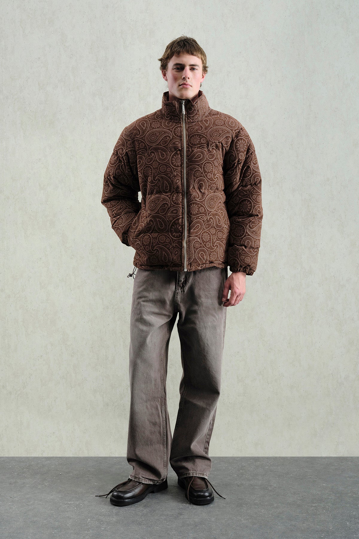 DESENLİ SÜET ŞİŞME KAHVERENGİ MONT