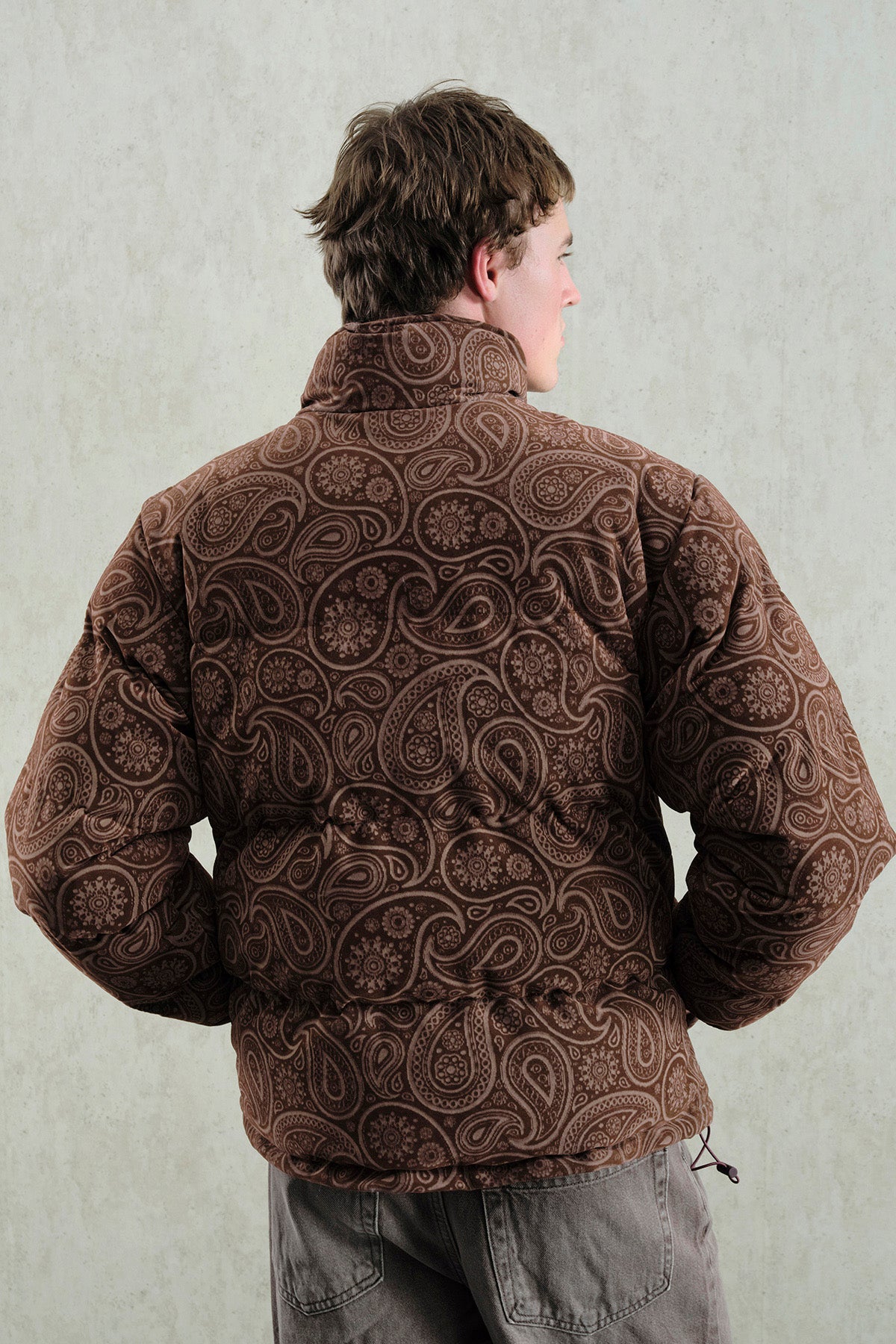 DESENLİ SÜET ŞİŞME KAHVERENGİ MONT