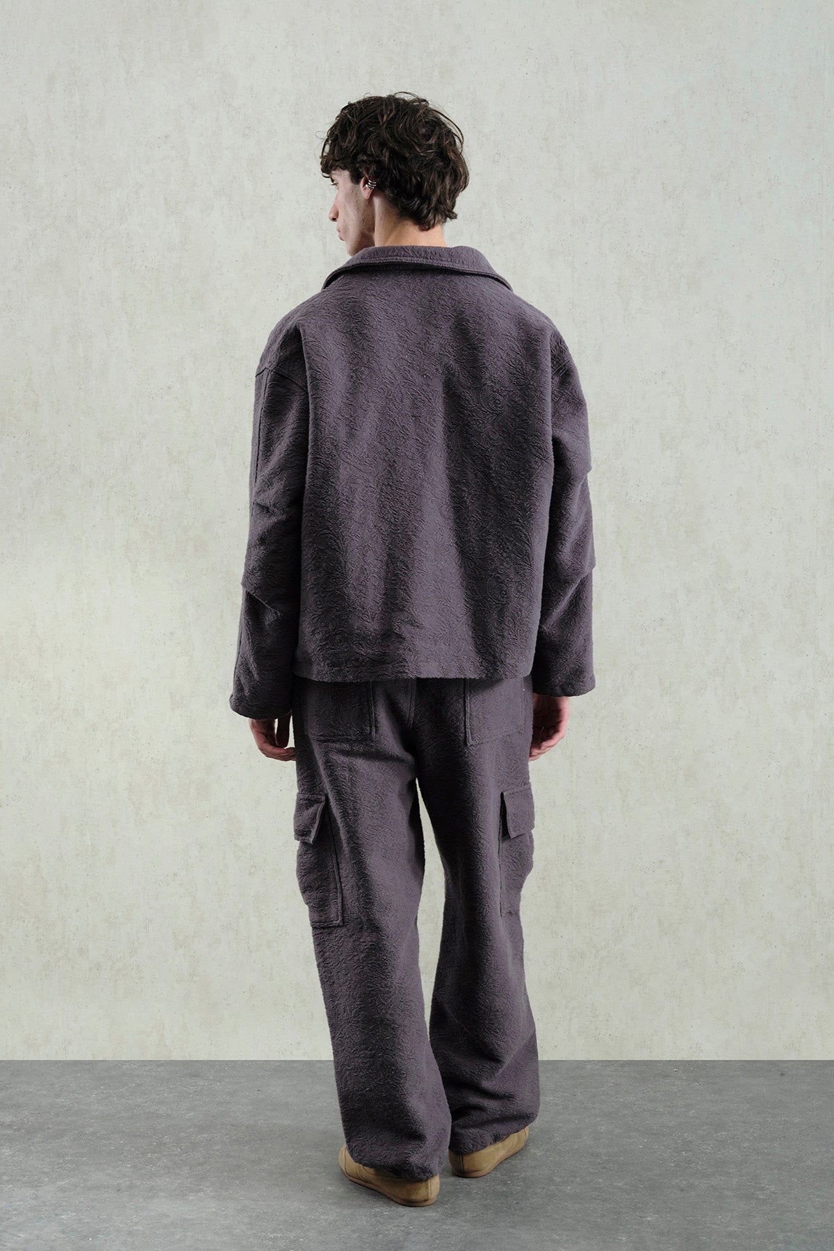 JAKAR DESENLİ GRİ CEKET