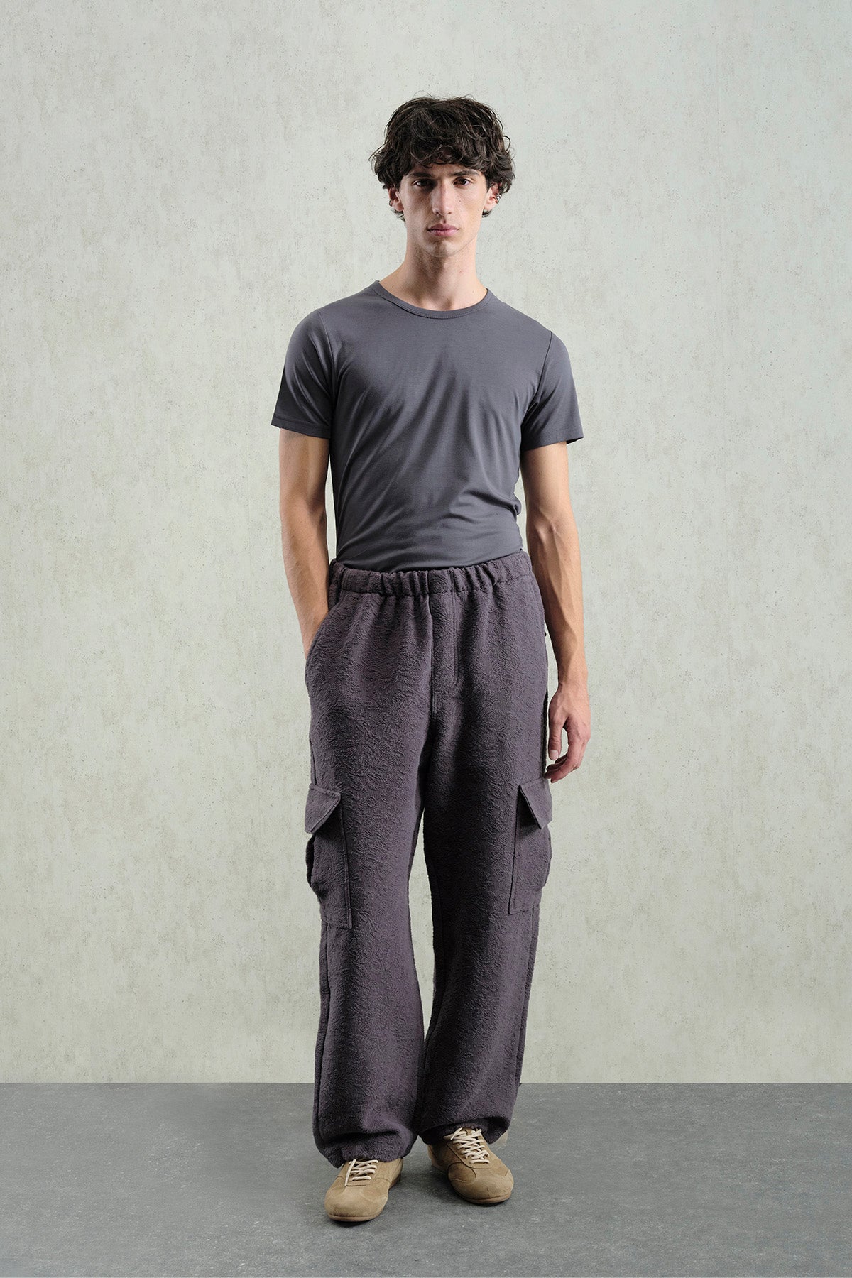 JACQUARD PATTERNED CARGO ANTHRACITE TROUSERS