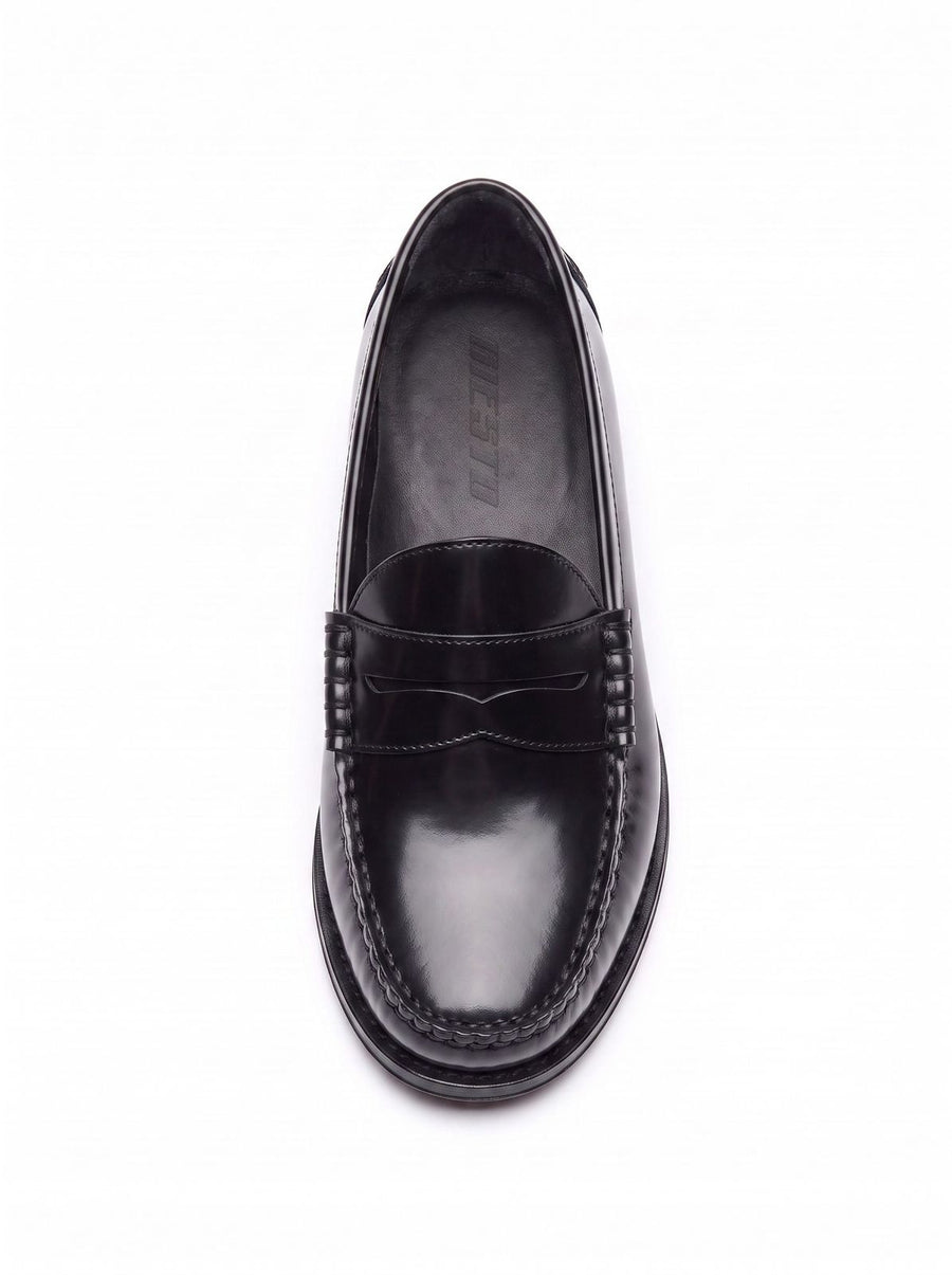 CLASSIC BLACK LOAFER