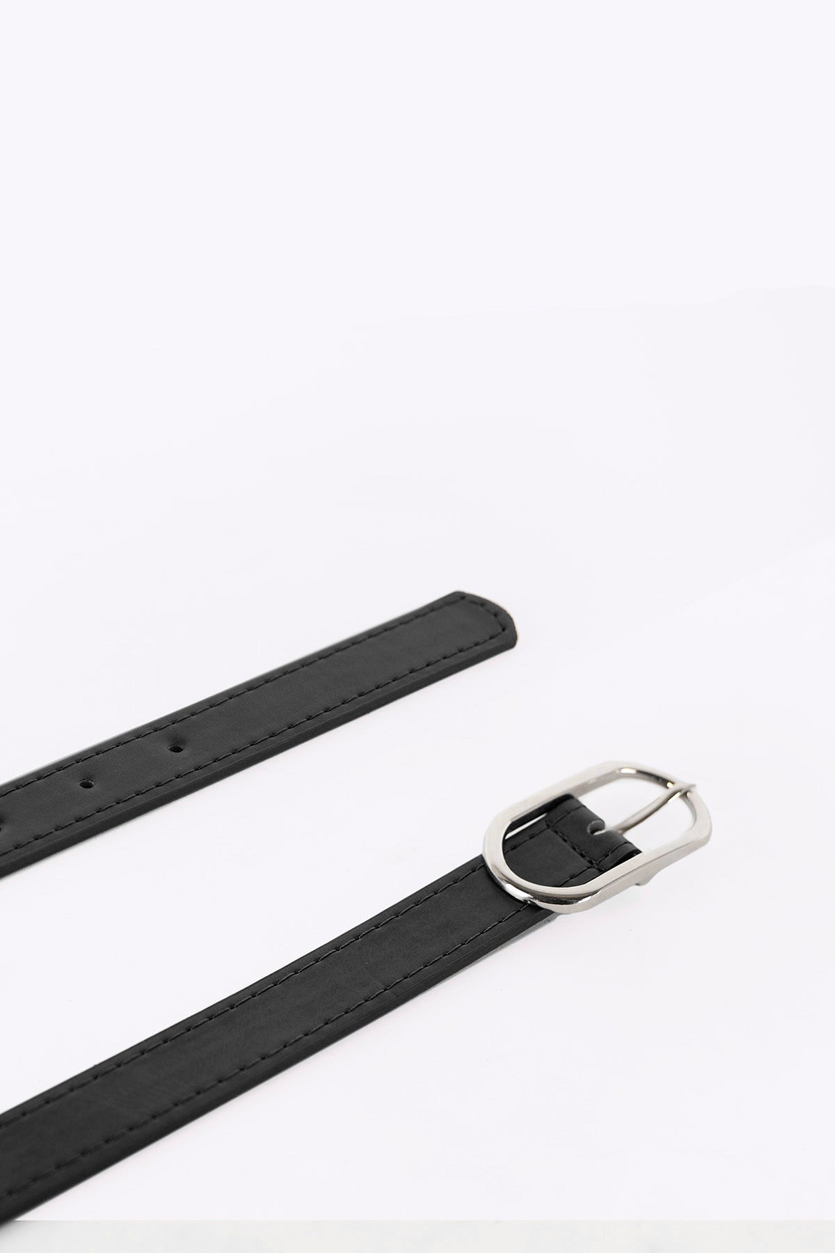 BLACK BELT WITH ROUND BUCKLE