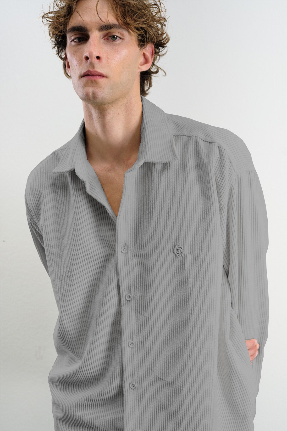 OVERSIZE DRAPED VELVET GRAY SHIRT