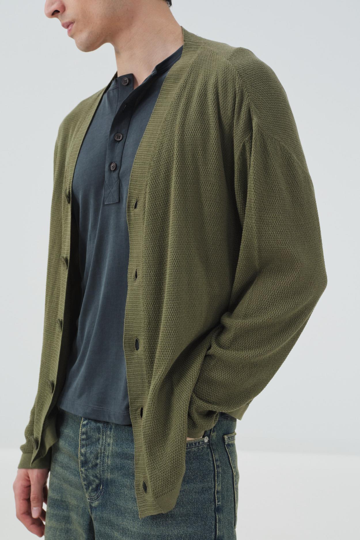 HAFİF İNCE ÖRGÜLÜ HAKİ TRİKO HIRKA