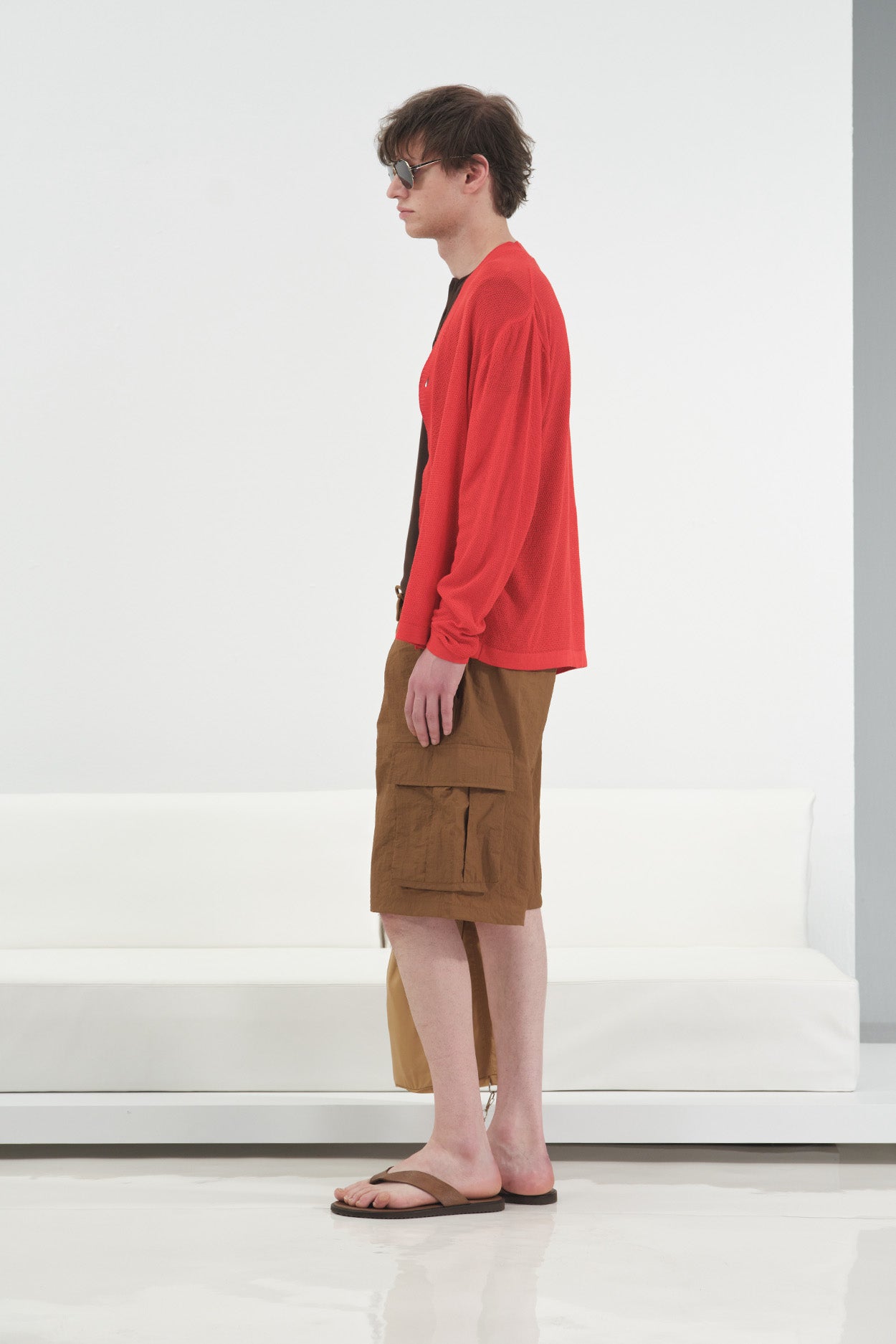 HAFİF İNCE ÖRGÜLÜ KIRMIZI TRİKO HIRKA