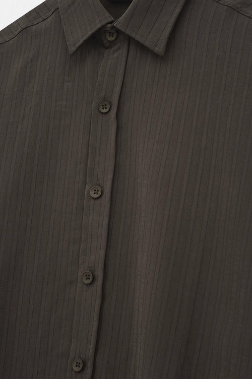 OVERSIZE ÇİZGİLİ KAHVERENGİ MODAL GÖMLEK - 2