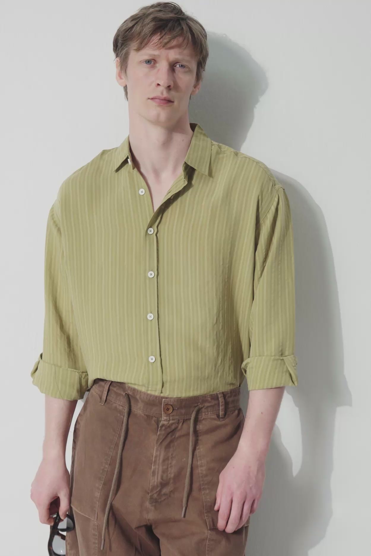 THICK STRIPED KHAKI MODAL SHIRT