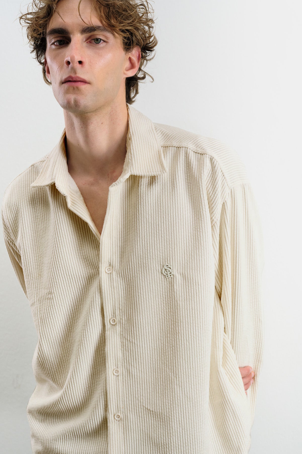 OVERSIZED DRAPED VELVET BEIGE SHIRT